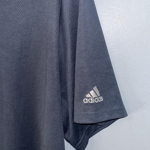 Adidas Athletic Short Sleeve Shirt Grey Size XL Quarter Button up - Picture 6 of 9